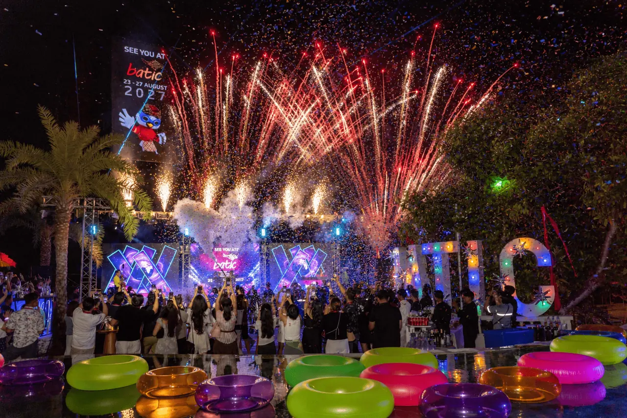 Fireworks and confetti at the BATIC celebration night